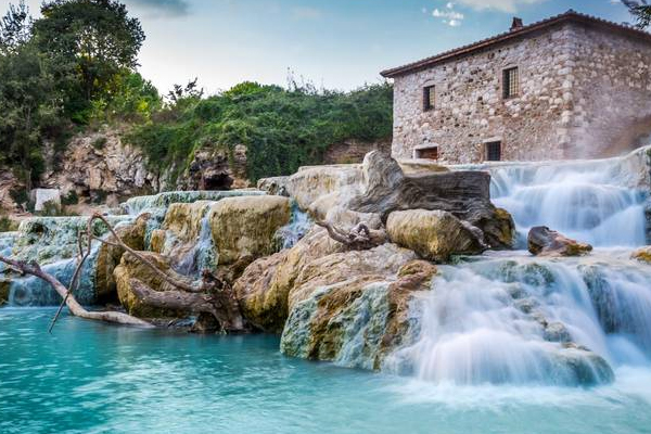 SATURNIA